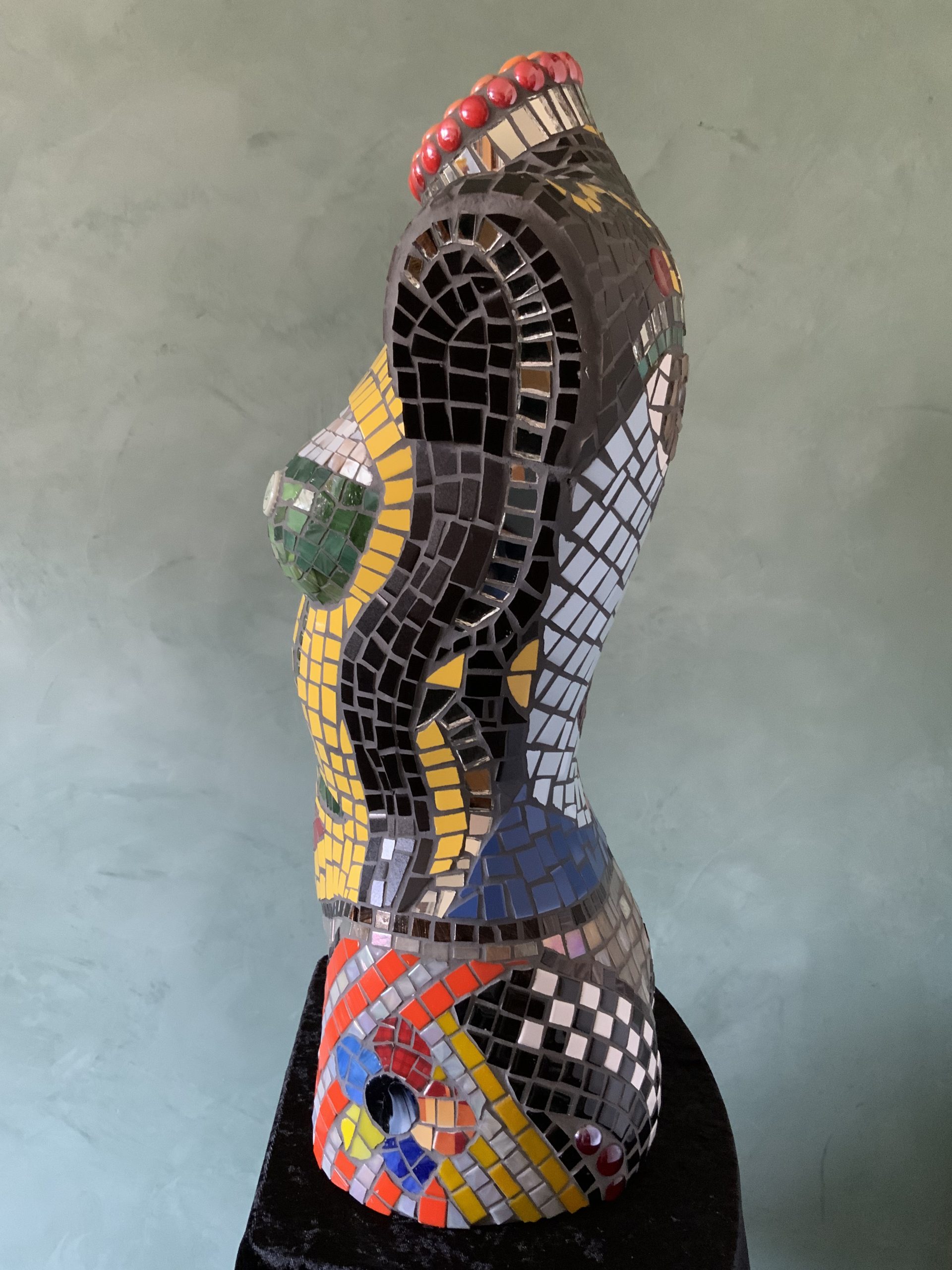 mosaik-torso-funnyfacelift-seite2