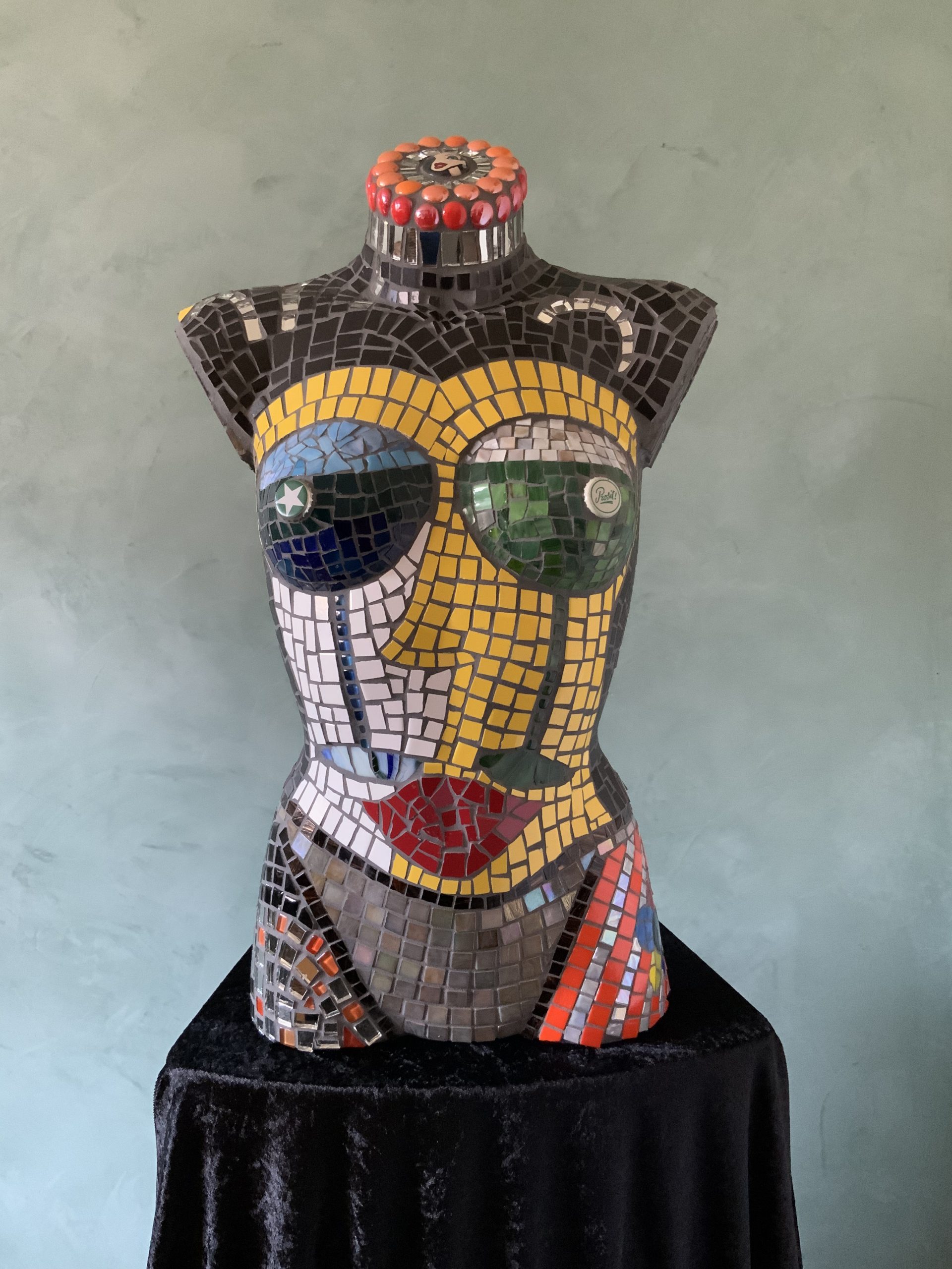 mosaik-torso-funnyfacelift-vorne