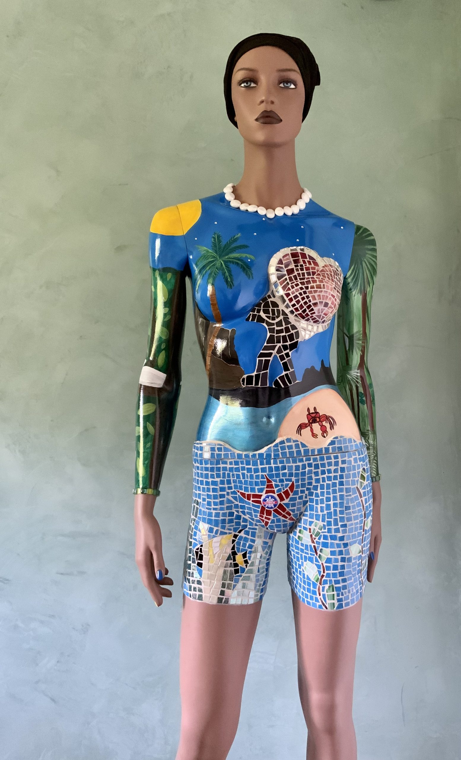 mosaik-schaufensterpuppe-bemalt-frau-kunst-kunstobjekt-fulda